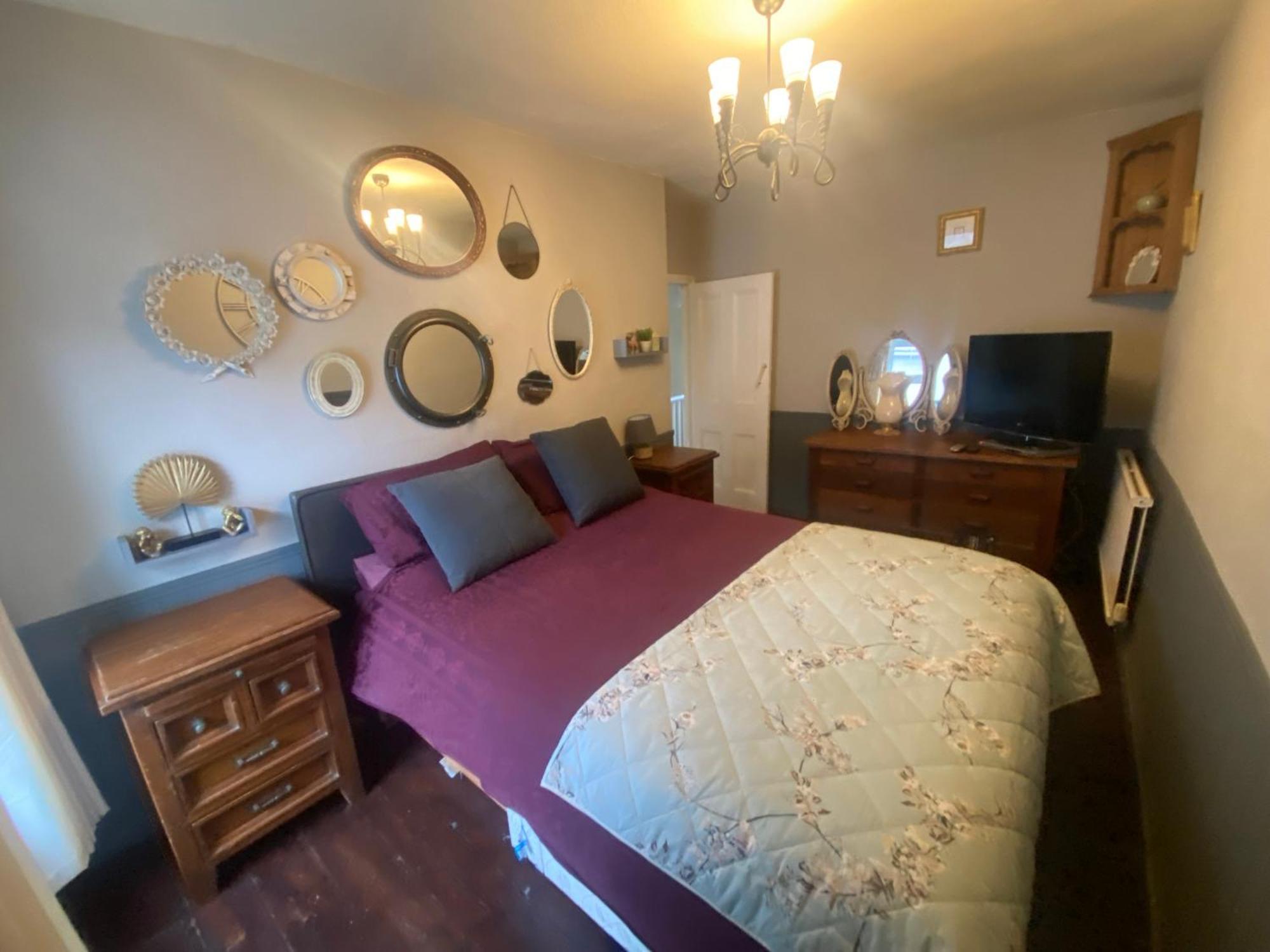 3 Bed Town House Llandeilo Carmarthenshire Villa Exterior foto