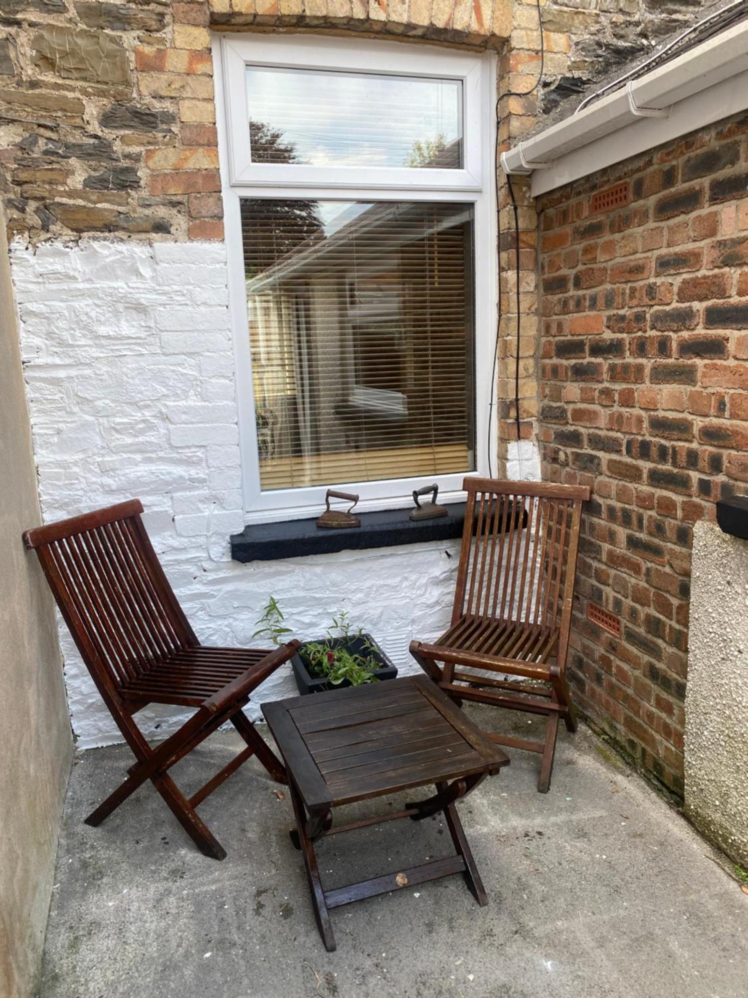 3 Bed Town House Llandeilo Carmarthenshire Villa Exterior foto